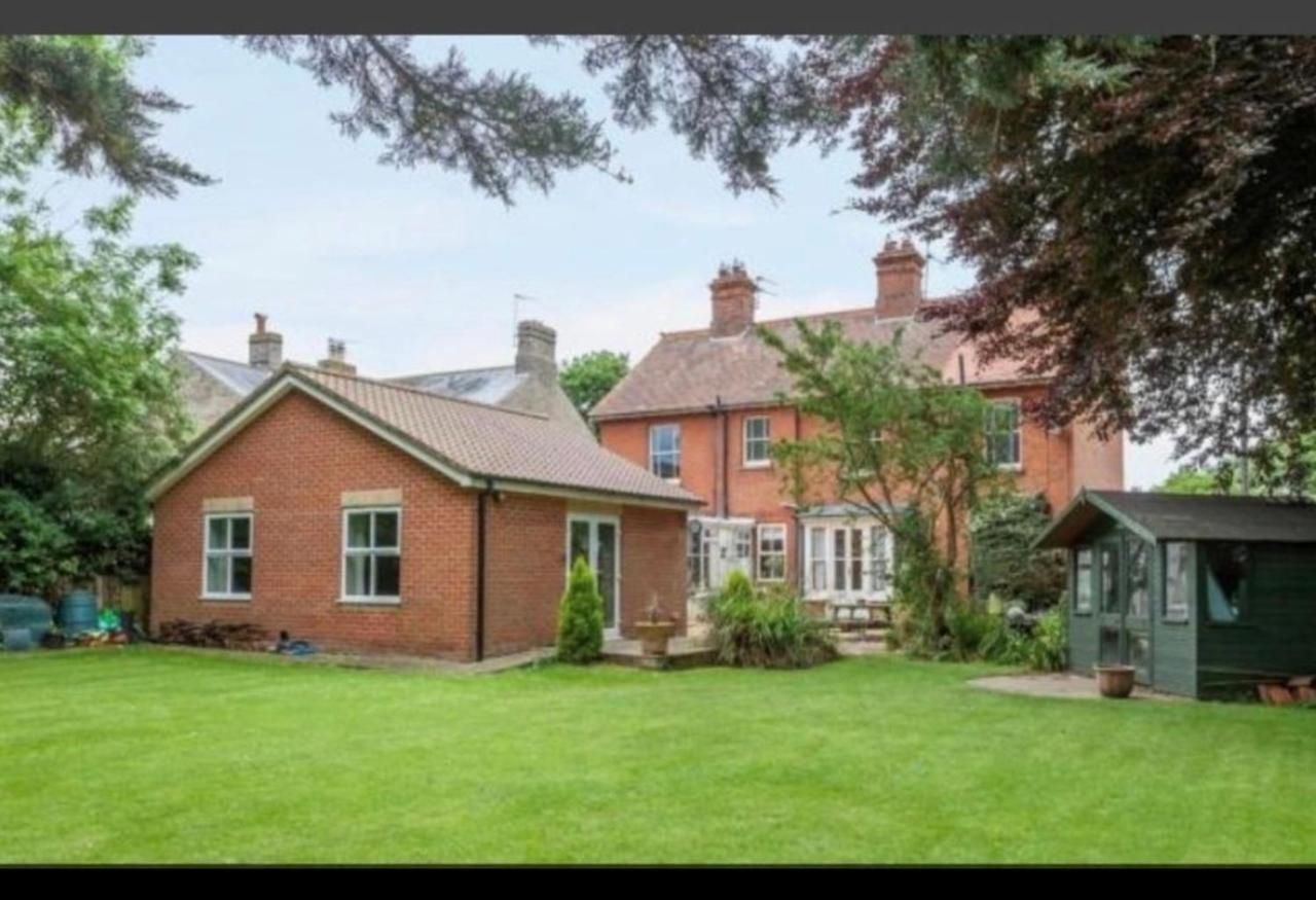 The Old Surgery In Kessingland Villa Lowestoft Buitenkant foto